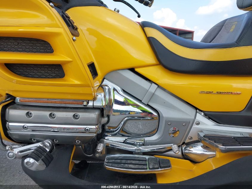 2002 Honda Gl1800 VIN: 1HFSC47042A110436 Lot: 42982913