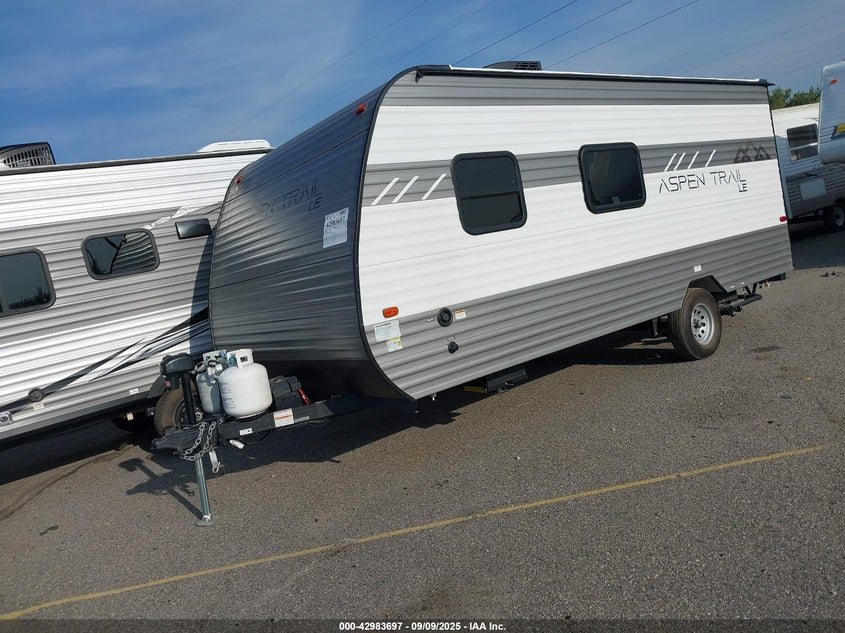 2024 Aspen 1860 Rk white null null 4YDTATG18R8921923 photo #3