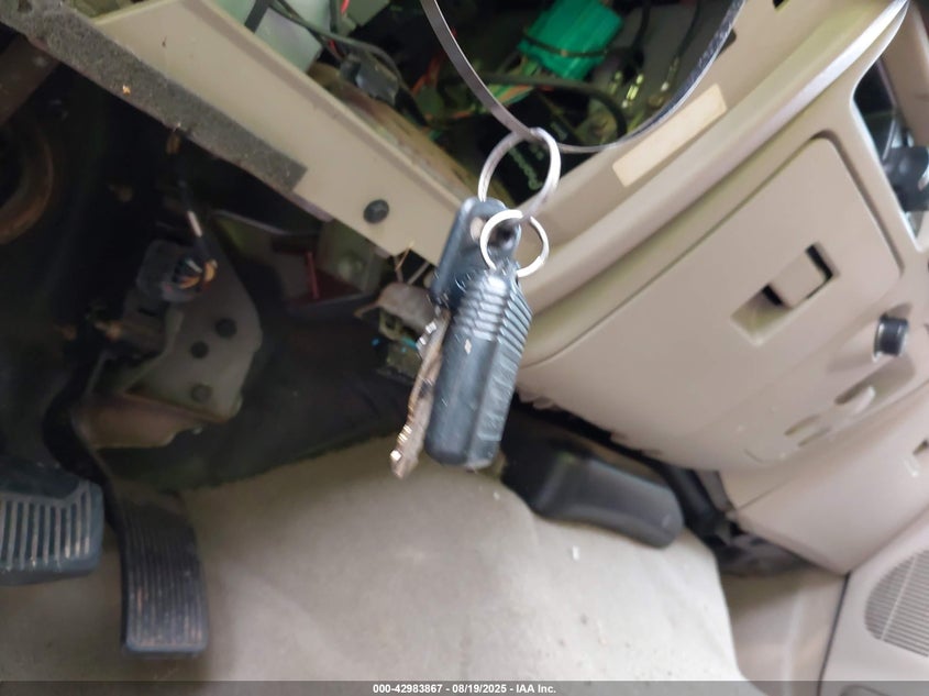 2005 Ford F-250 Lariat/Xl/Xlt VIN: 1FTSW21PX5EB78684 Lot: 42983867