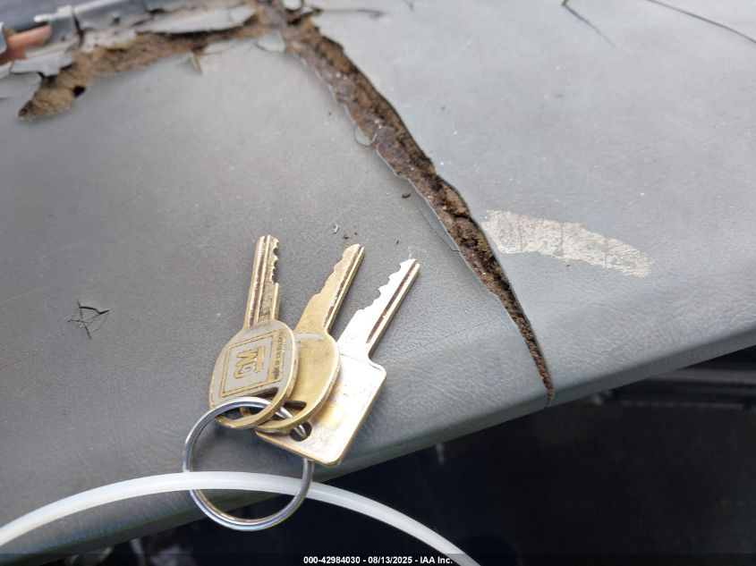 1987 Chevrolet R10 VIN: 1GCDR14H9HF357988 Lot: 42984030