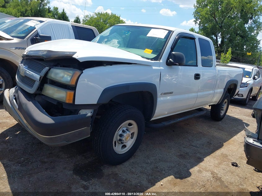 2004 Chevrolet Silverado 2500Hd Work Truck VIN: 1GCHC29U94E100554 Lot: 42984118