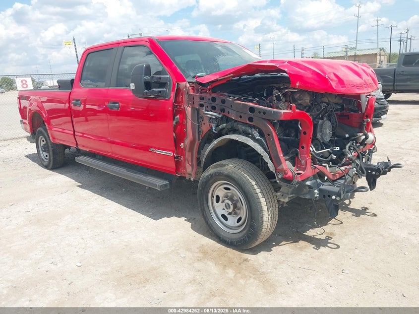 2022 FORD F-350 (VIN: 1FT8W3BT8NEC85647)
