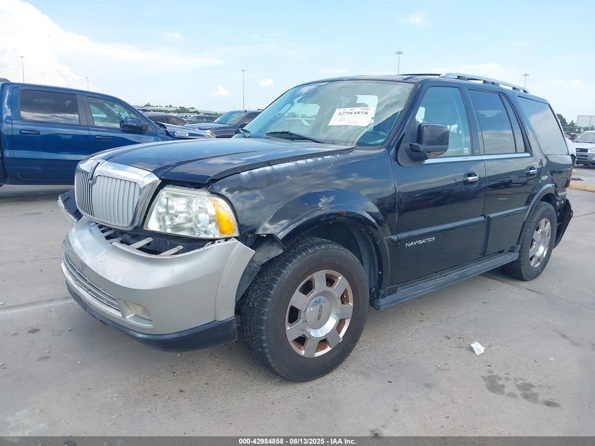 2005 Lincoln Navigator
