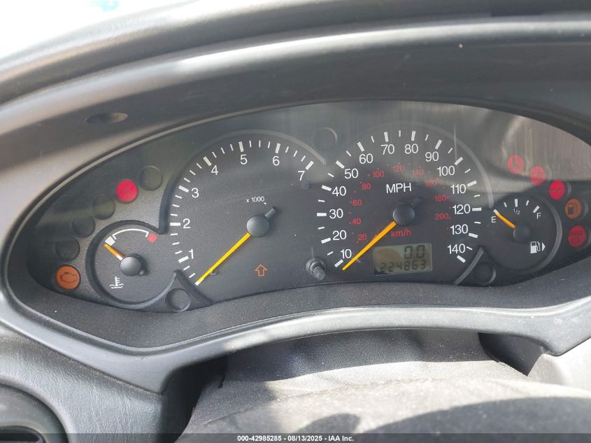 2001 Ford Focus Zx3 VIN: 3FAFP31381R110639 Lot: 42985285