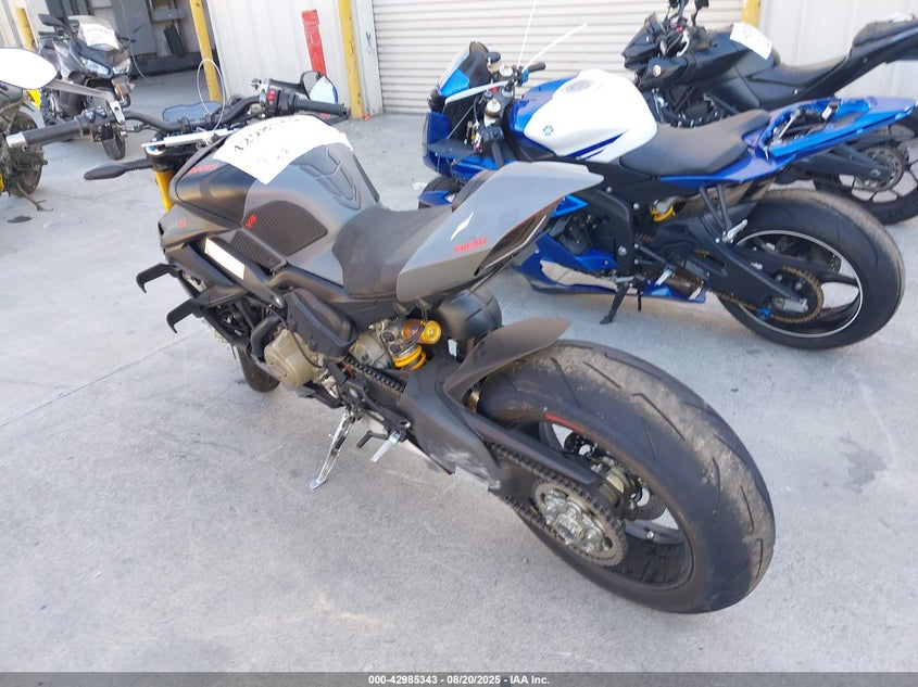 ZDMFAKWW7RB009458 2024 DUCATI STREETFIGHTER photo no. 3