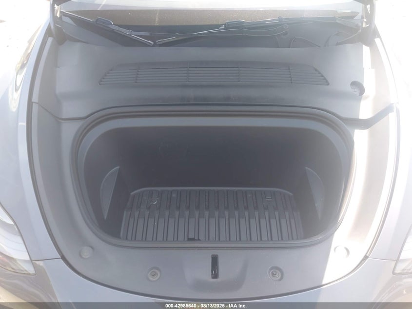 2023 Tesla Model Y Performance Dual Motor All-Wheel Drive VIN: 7SAYGDEF9PF614739 Lot: 42985640