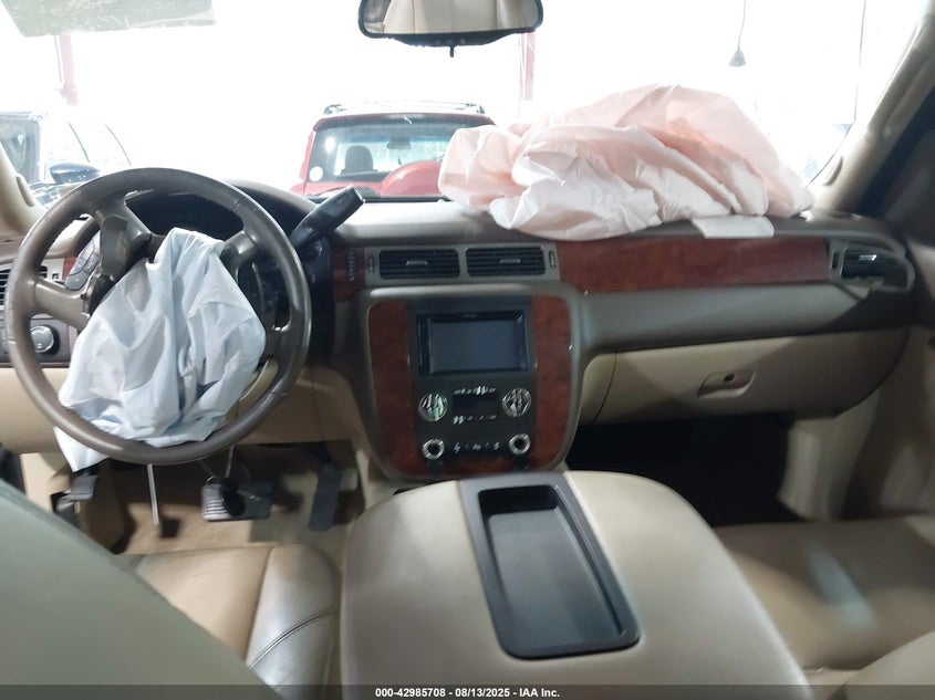 2013 CHEVROLET TAHOE LT - 1GNSKBE04DR157305