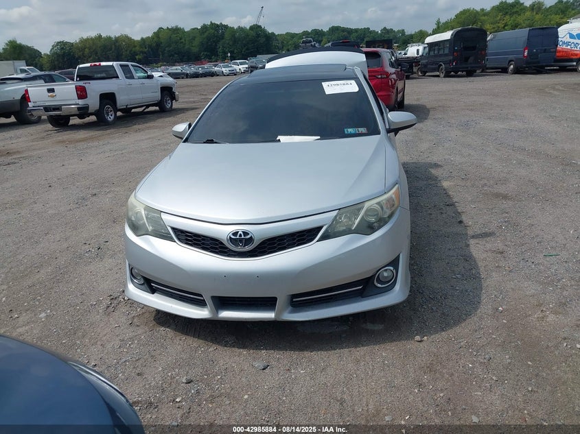 2014 Toyota Camry Se Sport VIN: 4T1BF1FK9EU451977 Lot: 42985884