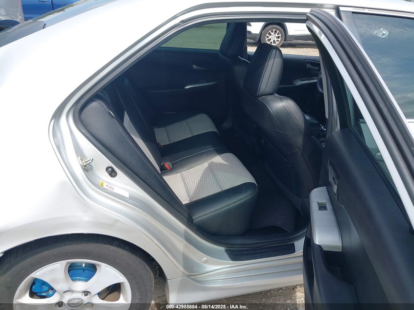 2014 Toyota Camry Se Sport VIN: 4T1BF1FK9EU451977 Lot: 42985884