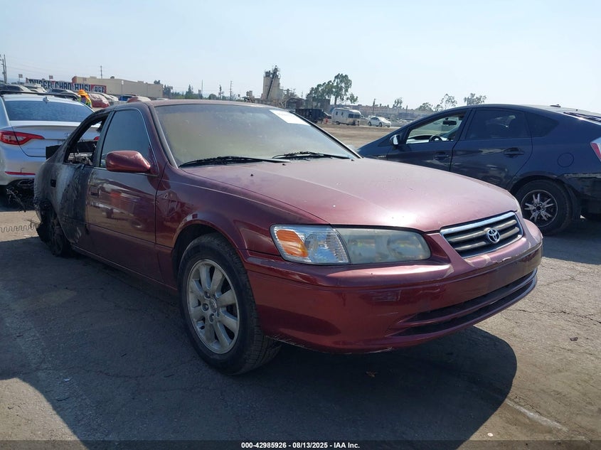 4T1BG22K9YU742590 2000 Toyota Camry Le auction photo 1