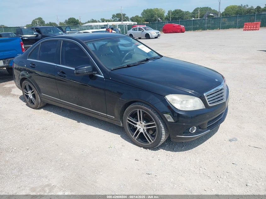 MERCEDES-BENZ C-CLASS LUXURY 4MATIC