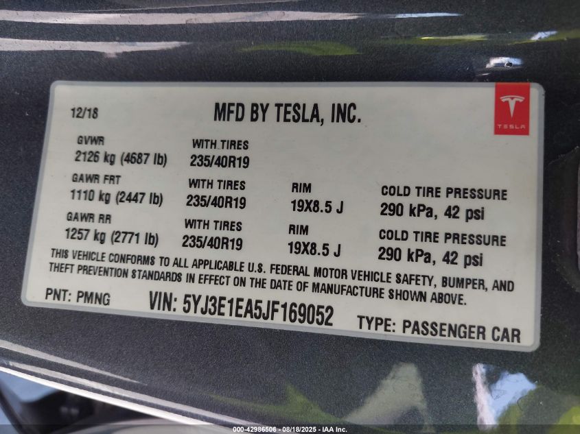 2018 Tesla Model 3 Long Range/Mid Range VIN: 5YJ3E1EA5JF169052 Lot: 42986506