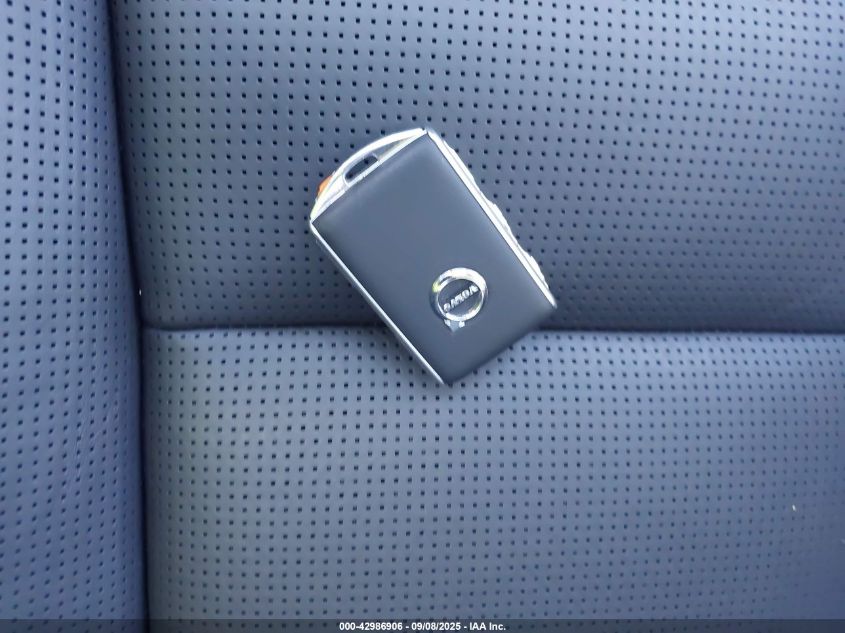 2025 Volvo Xc90 B6 Ultra VIN: YV4062PFXS1335250 Lot: 42986906