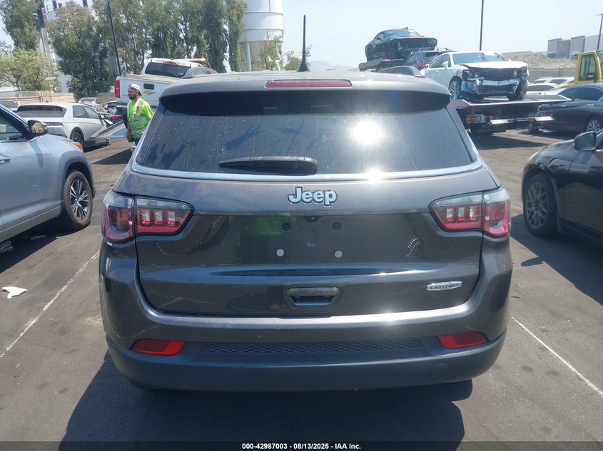 VIN 3C4NJCBB4NT138248 2022 JEEP COMPASS LATITUDE FWD