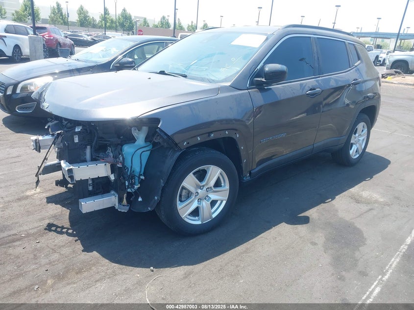 VIN 3C4NJCBB4NT138248 2022 JEEP COMPASS LATITUDE FWD