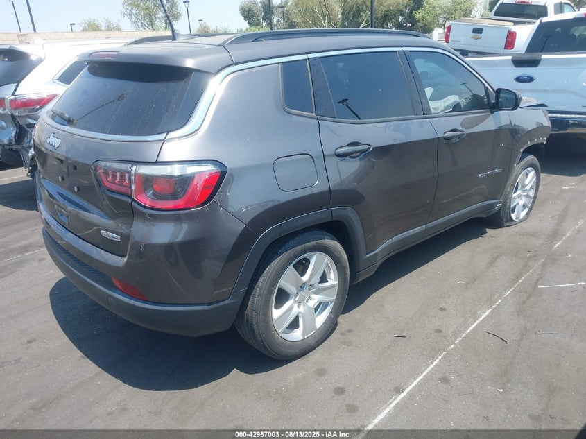 VIN 3C4NJCBB4NT138248 2022 JEEP COMPASS LATITUDE FWD