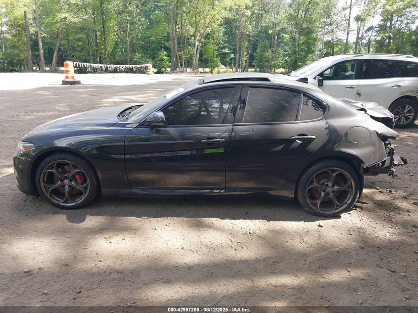 VIN ZARFANBNXK7609741 2019 ALFA ROMEO GIULIA TI SPORT AWD