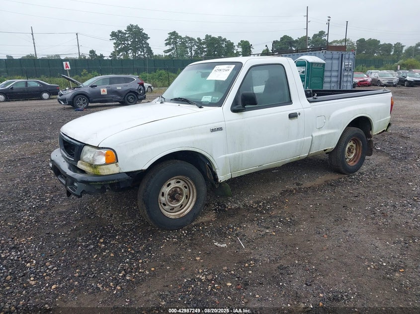 2001 Mazda B2300 Se/Sx white truck gasoline 4F4YR12D51TM24005 photo #3