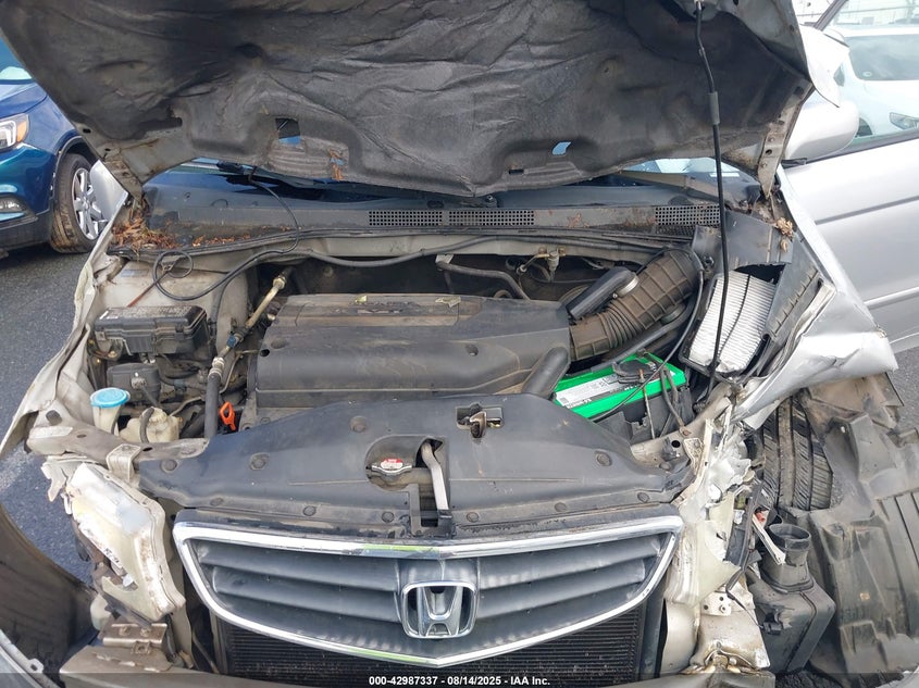 2003 Honda Odyssey Ex-L VIN: 5FNRL18003B132156 Lot: 42987337