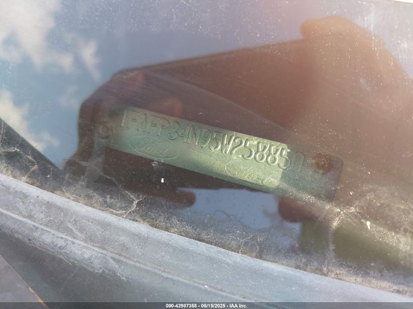 2005 Ford Focus Zx4 VIN: 1FAFP34N95W258850 Lot: 42987358