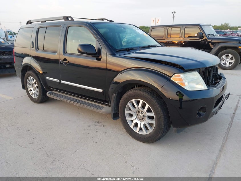 NISSAN PATHFINDER LE