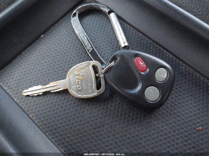 2005 Chevrolet Silverado 1500 Ls VIN: 2GCEC13T151101102 Lot: 42987687