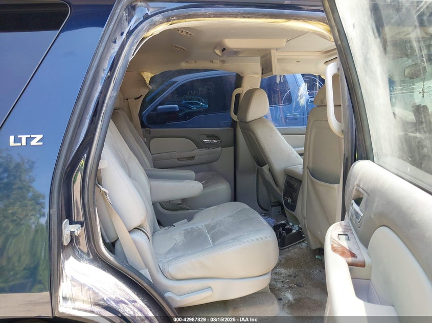 2007 Chevrolet Tahoe Ltz VIN: 1GNFK13097R397288 Lot: 42987829