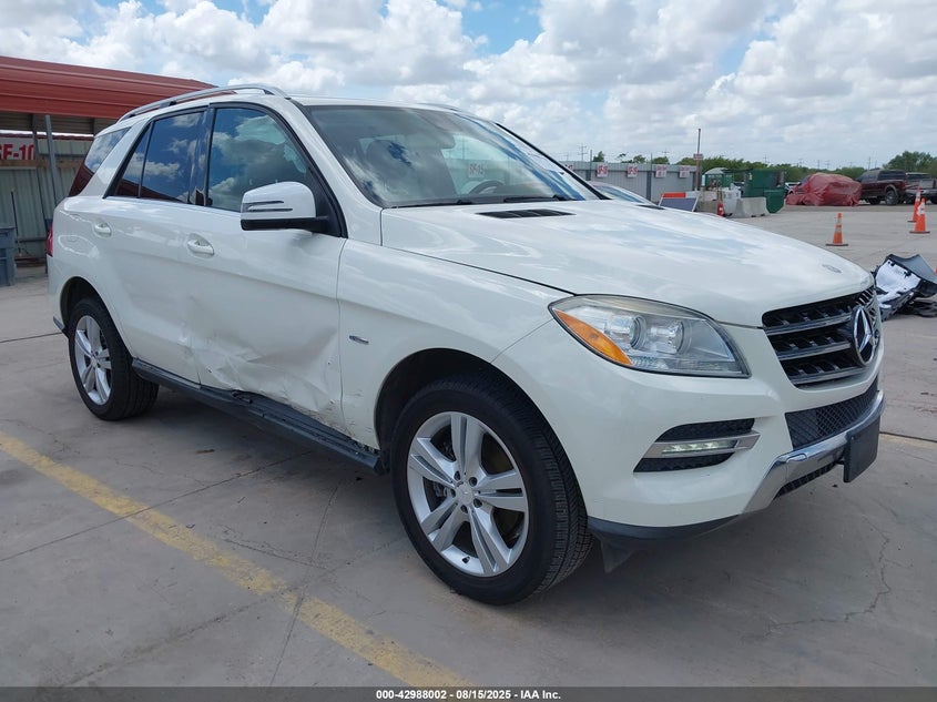 MERCEDES-BENZ M-CLASS 4MATIC