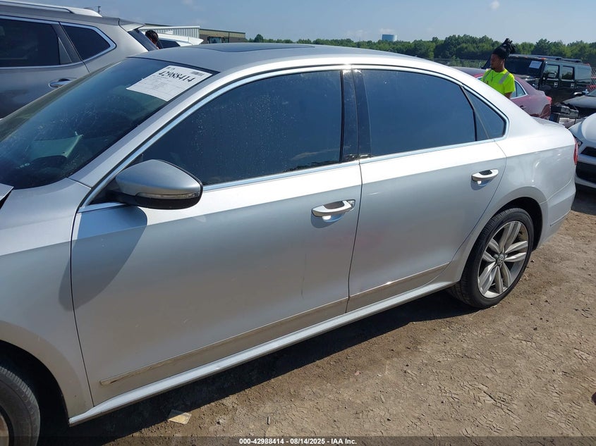 2016 VOLKSWAGEN PASSAT 1.8T SEL - 1VWCT7A39GC048947