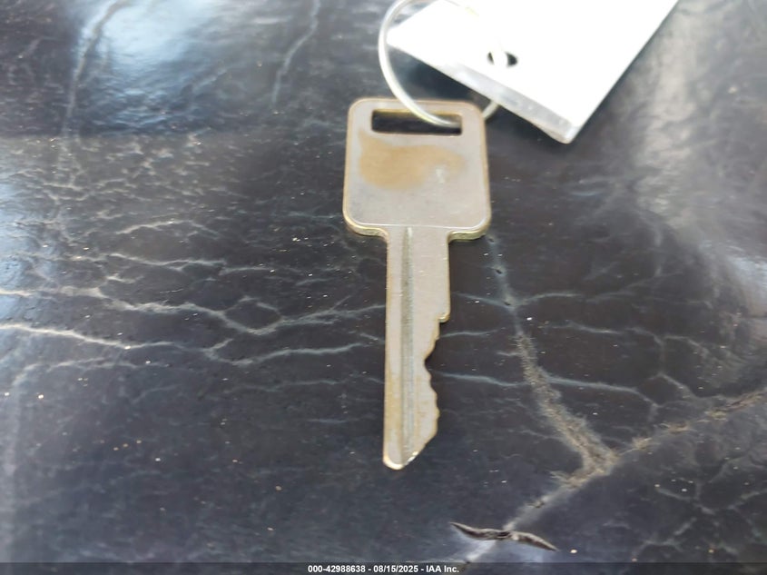 2000 International 4000 4700 VIN: 1HTSCAAMXYH324998 Lot: 42988638