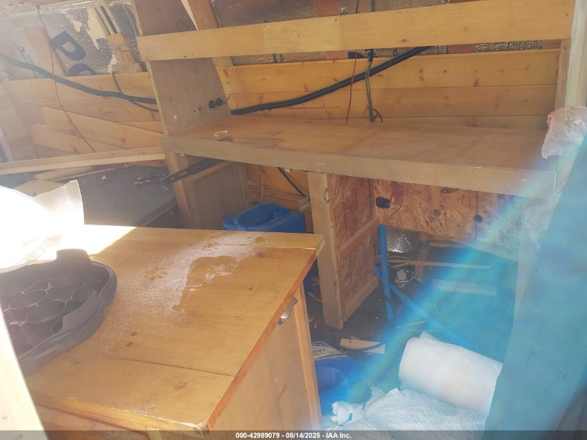 2006 Chevrolet Express Work Van VIN: 1GCGG25V161266995 Lot: 42989079