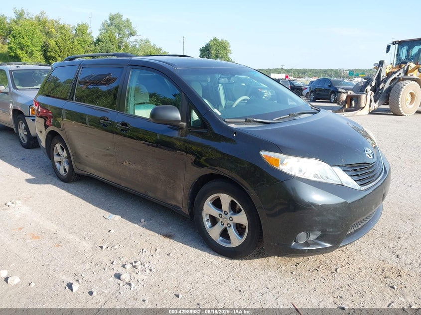 5TDKK3DC4CS191819 2012 Toyota Sienna Le V6 8 Passenger auction photo 1