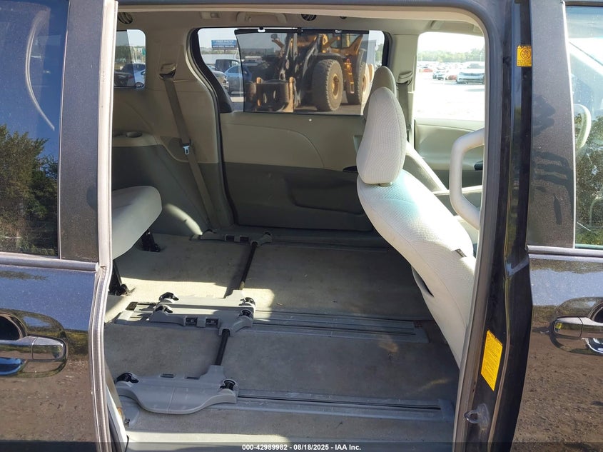 2012 Toyota Sienna Le V6 8 Passenger VIN: 5TDKK3DC4CS191819 Lot: 42989982