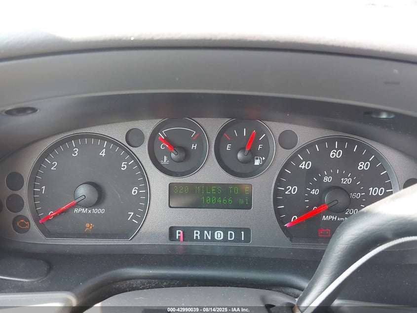 2005 Mercury Sable Gs VIN: 1MEFM50U85A604037 Lot: 42990039