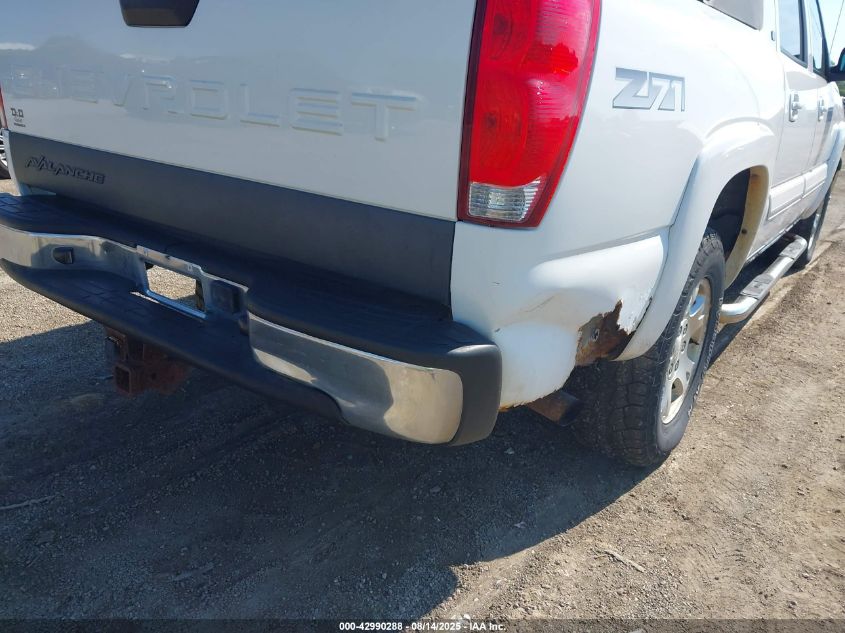 2005 Chevrolet Avalanche 1500 Z71 VIN: 3GNEK12Z05G117587 Lot: 42990288