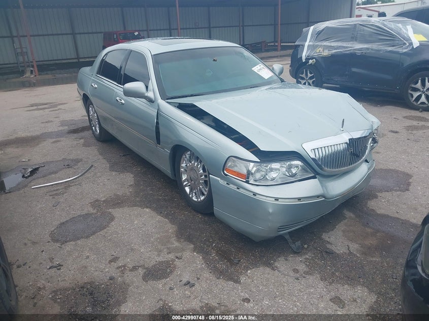 1LNHM82W37Y613440 2007 Lincoln Town Car Signature Limited auction photo 1