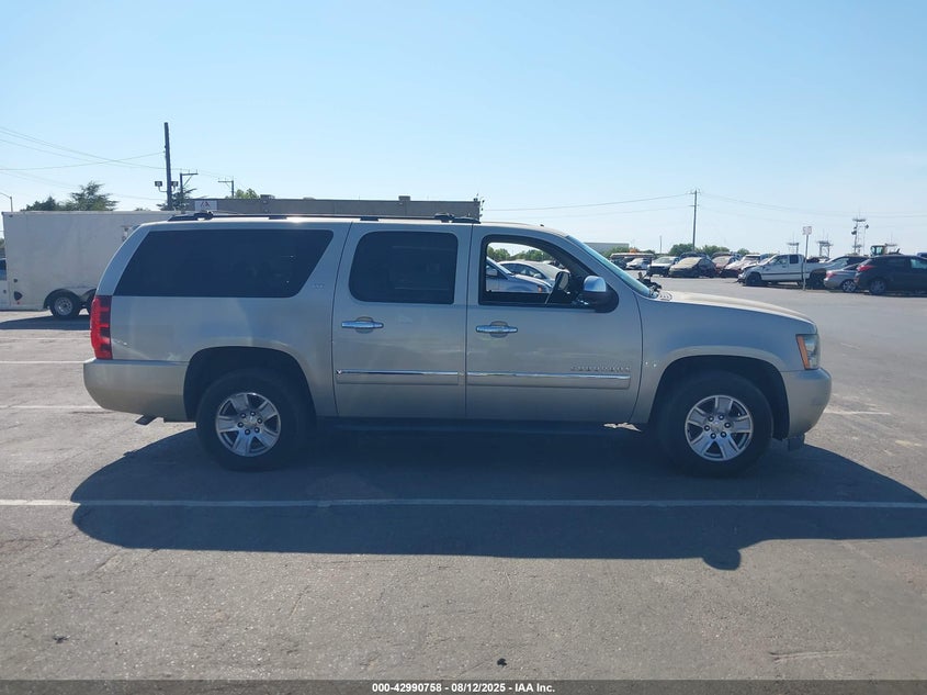 2013 CHEVROLET SUBURBAN 1500 LTZ - 1GNSKKE71DR163673