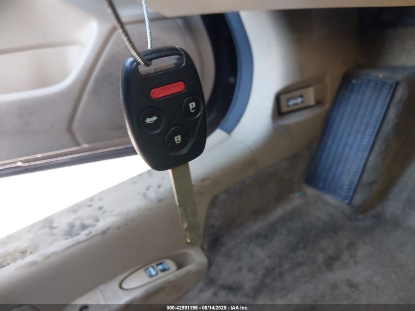 2011 Honda Accord 2.4 Ex-L VIN: 1HGCP2F82BA077694 Lot: 42991196