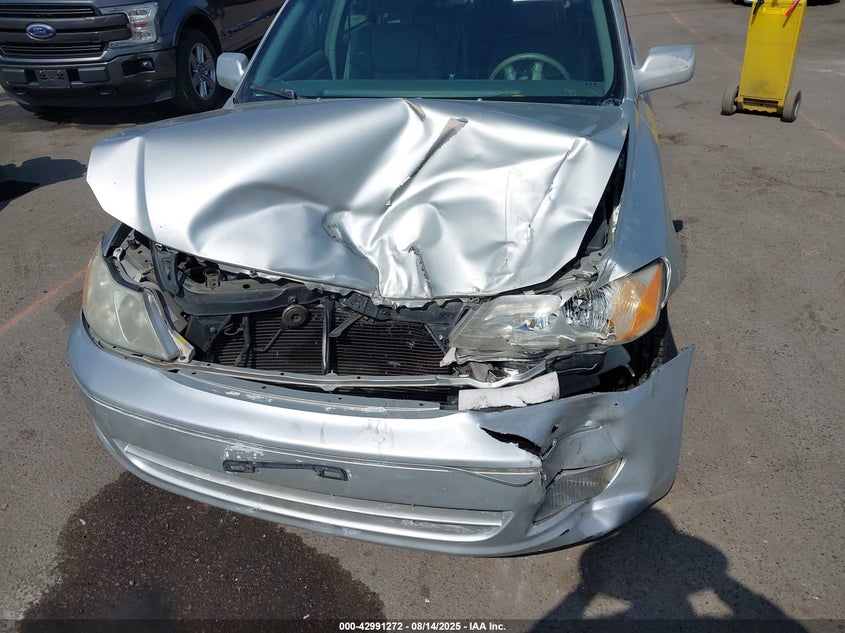 2000 Toyota Avalon Xls VIN: 4T1BF28B4YU083666 Lot: 42991272