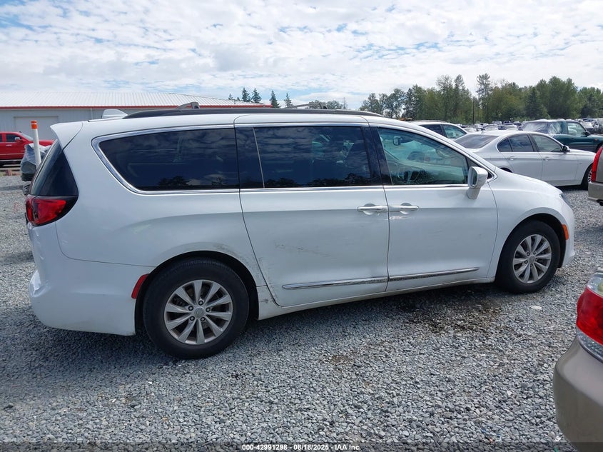 2017 CHRYSLER PACIFICA TOURING-L - 2C4RC1BG0HR688436