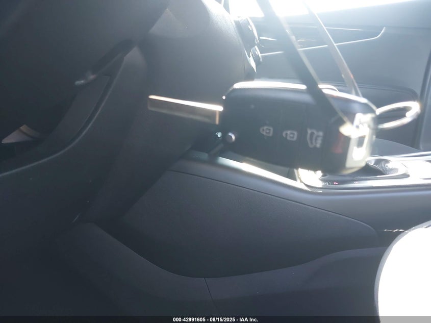 2019 Kia Sorento 2.4L L VIN: 5XYPG4A3XKG595530 Lot: 42991605