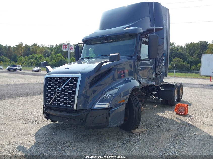 2022 Volvo Vnl VIN: 4V4NC9UG1NN317745 Lot: 42991988