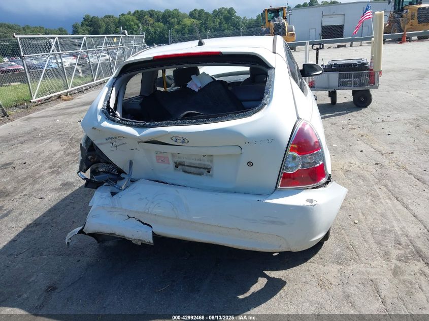 2007 Hyundai Accent Gs VIN: KMHCM36C67U042627 Lot: 42992468