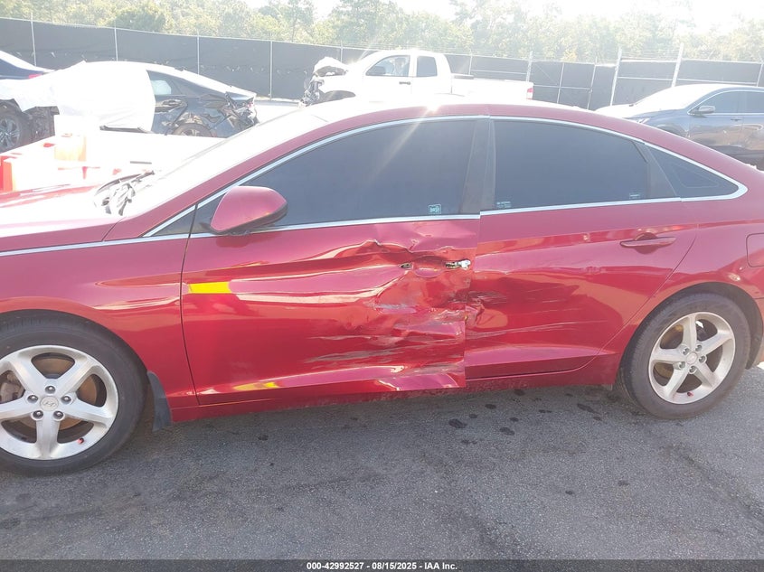 2015 HYUNDAI SONATA SE - 5NPE24AFXFH136061