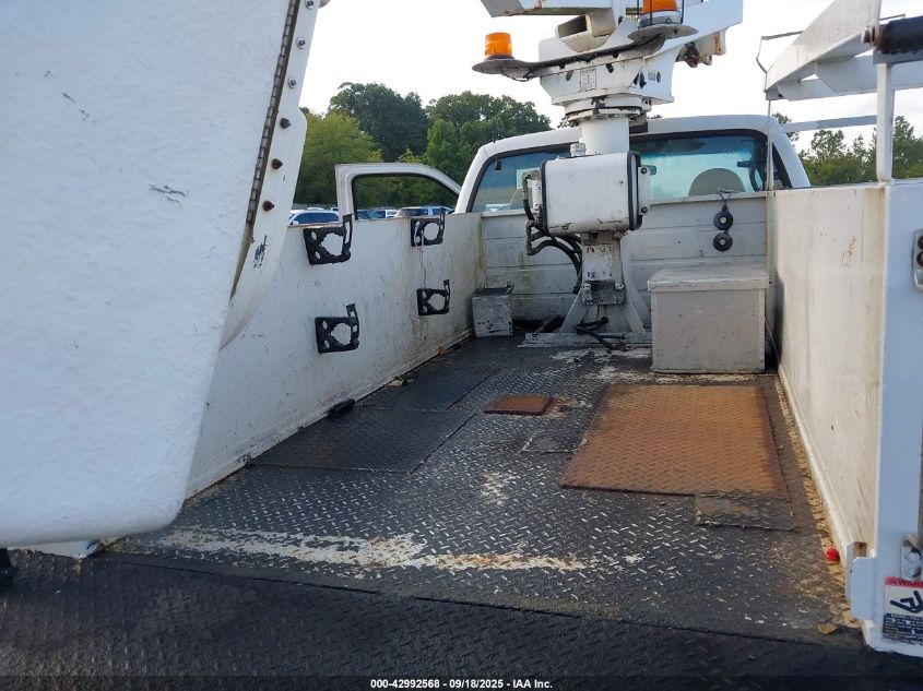 2006 Ford F-450 Chassis Xl/Xlt VIN: 1FDXF46Y06ED19892 Lot: 42992568