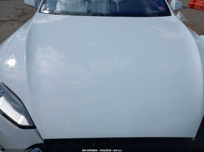 2016 Tesla Model S 60/70/75/85 VIN: 5YJSA1E18GF132299 Lot: 42992606