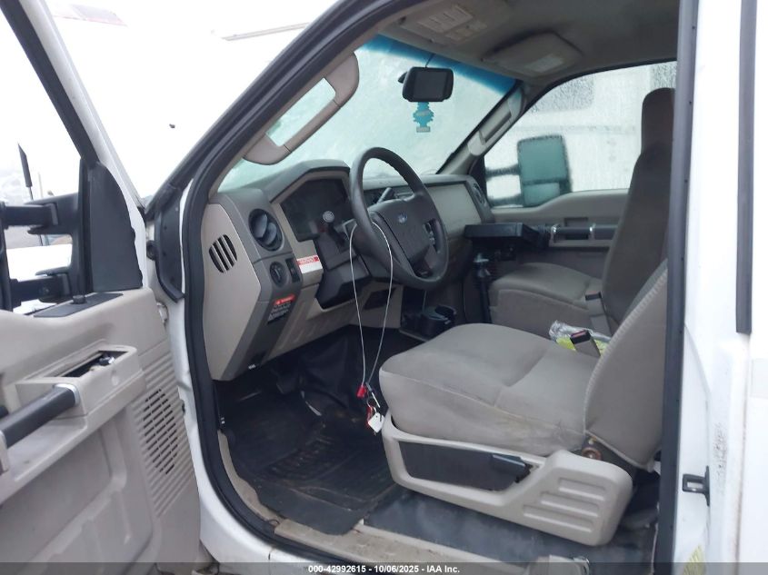 2008 Ford F-450 Chassis Xl/Xlt VIN: 1FDXF46Y88EA55274 Lot: 42992615