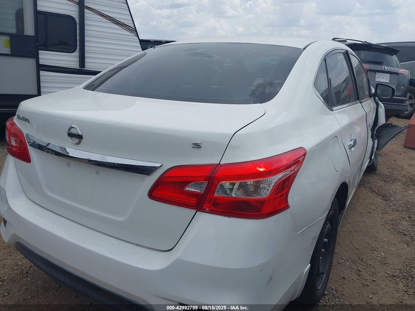 2016 NISSAN SENTRA S 3N1AB7AP4GY324641