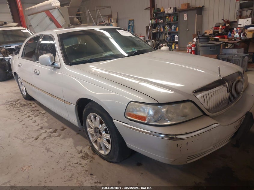 1LNHM82W36Y632276 2006 Lincoln Town Car Signature Limited auction photo 1