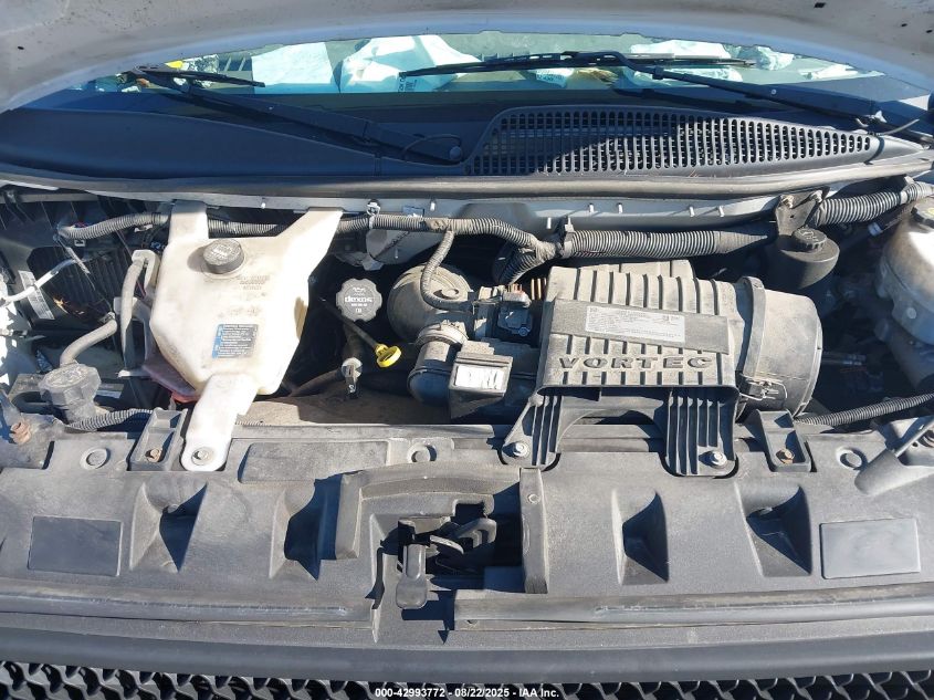 2018 Chevrolet Express Cutaway Work Van VIN: 1GB3GRCG3J1339065 Lot: 42993772